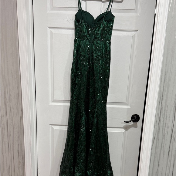 Windsor Deep Green Maxi Dress - Picture 2 of 2